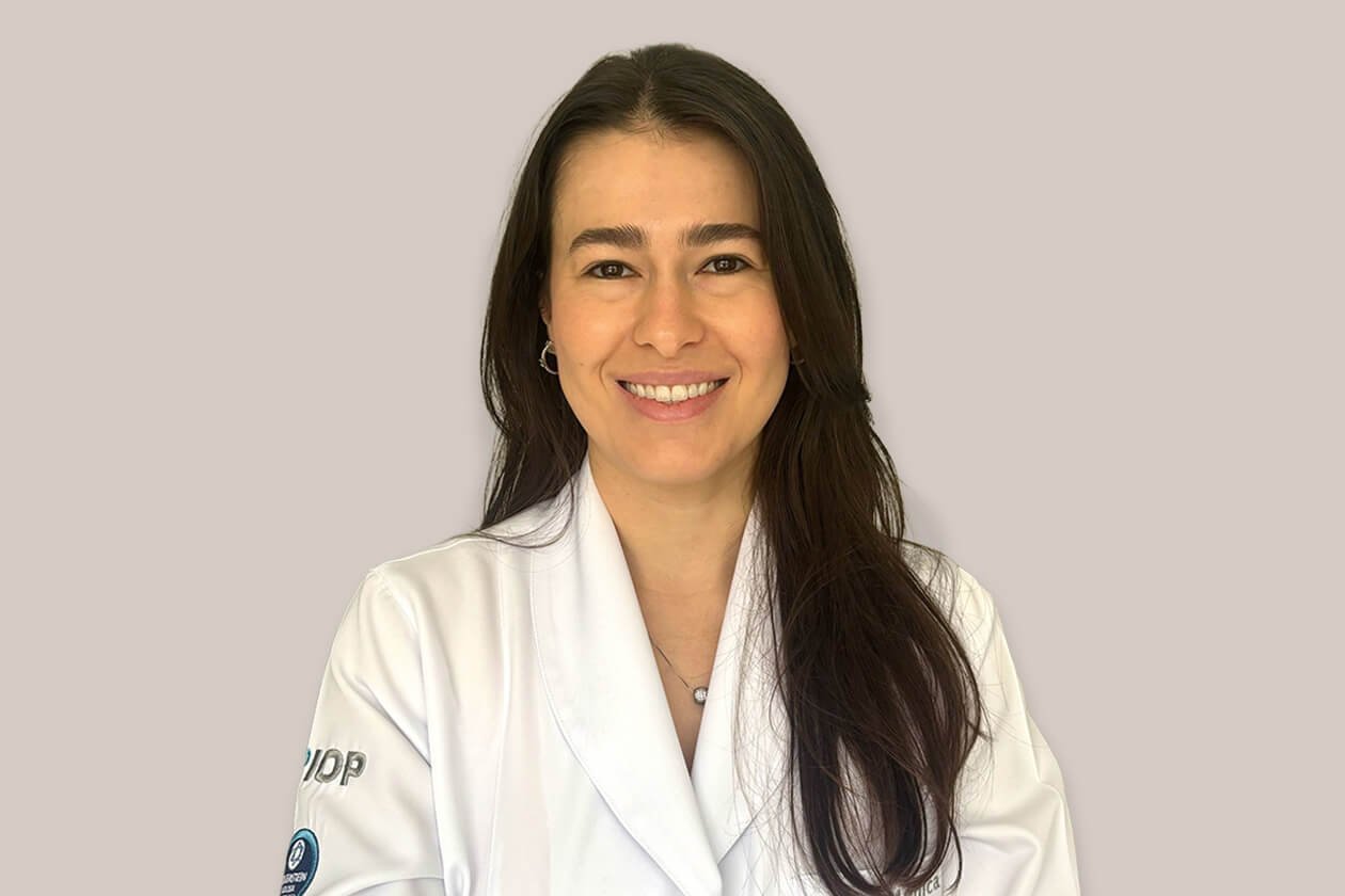 Dra. Nathália Karina de Abreu – Mastologista IOP